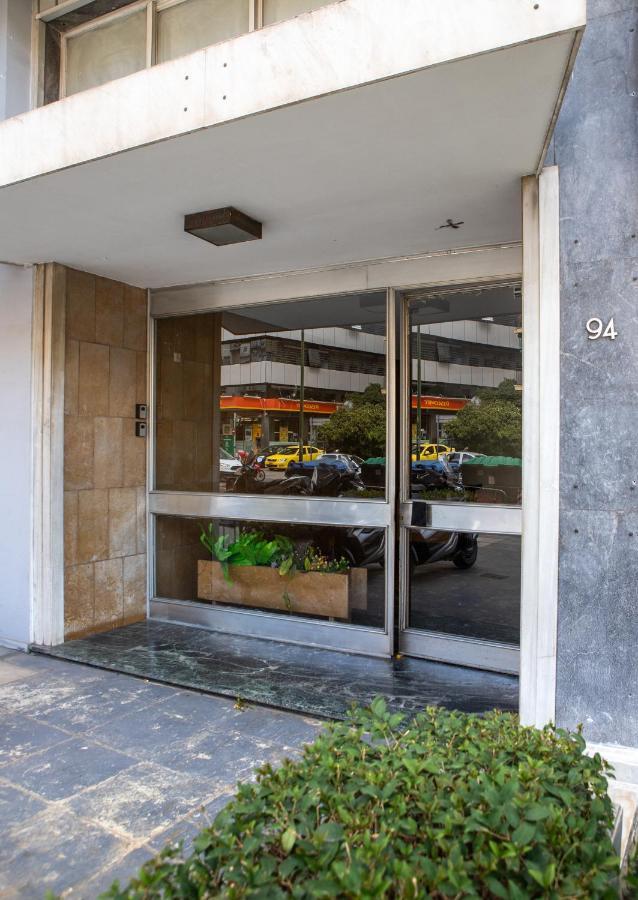 Διαμέρισμα Στο Κέντρο Δίπλα Στα Νοσοκομεία Και Τα Αξιοθέατα Apartment Атина Екстериор снимка